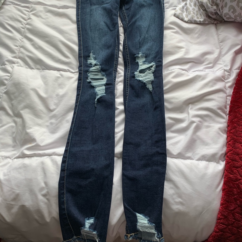 Dark skinny jeans